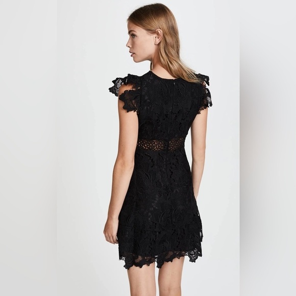 BB Dakota Calvin Scalloped Lace Dress, size 0 - Picture 2 of 12